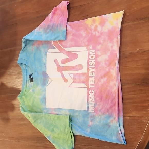 MTV Tie Dye cropped tee. - Picture 2 of 5